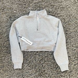 NWT Aritzia 1/4 zip sweatshirt